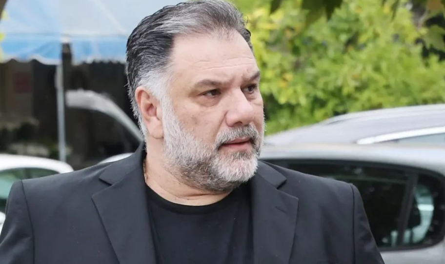 «Ήταν μία δύσκολη εποχή για μένα» - H συγκίνηση του Αρναούτογλου για την απώλεια της μητέρας του
