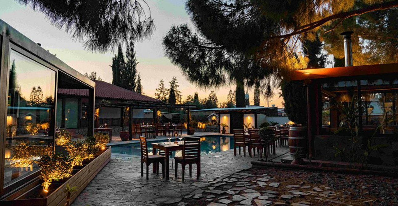 Είσαι λάτρης του φαγητού; Έρχεται μια εκλεπτυσμένη γιορτινή εμπειρία με μοναδικά Festive Menus