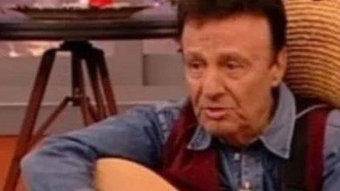 Πέθανε ο τραγουδιστής Γιάννης Κατσάμπας
