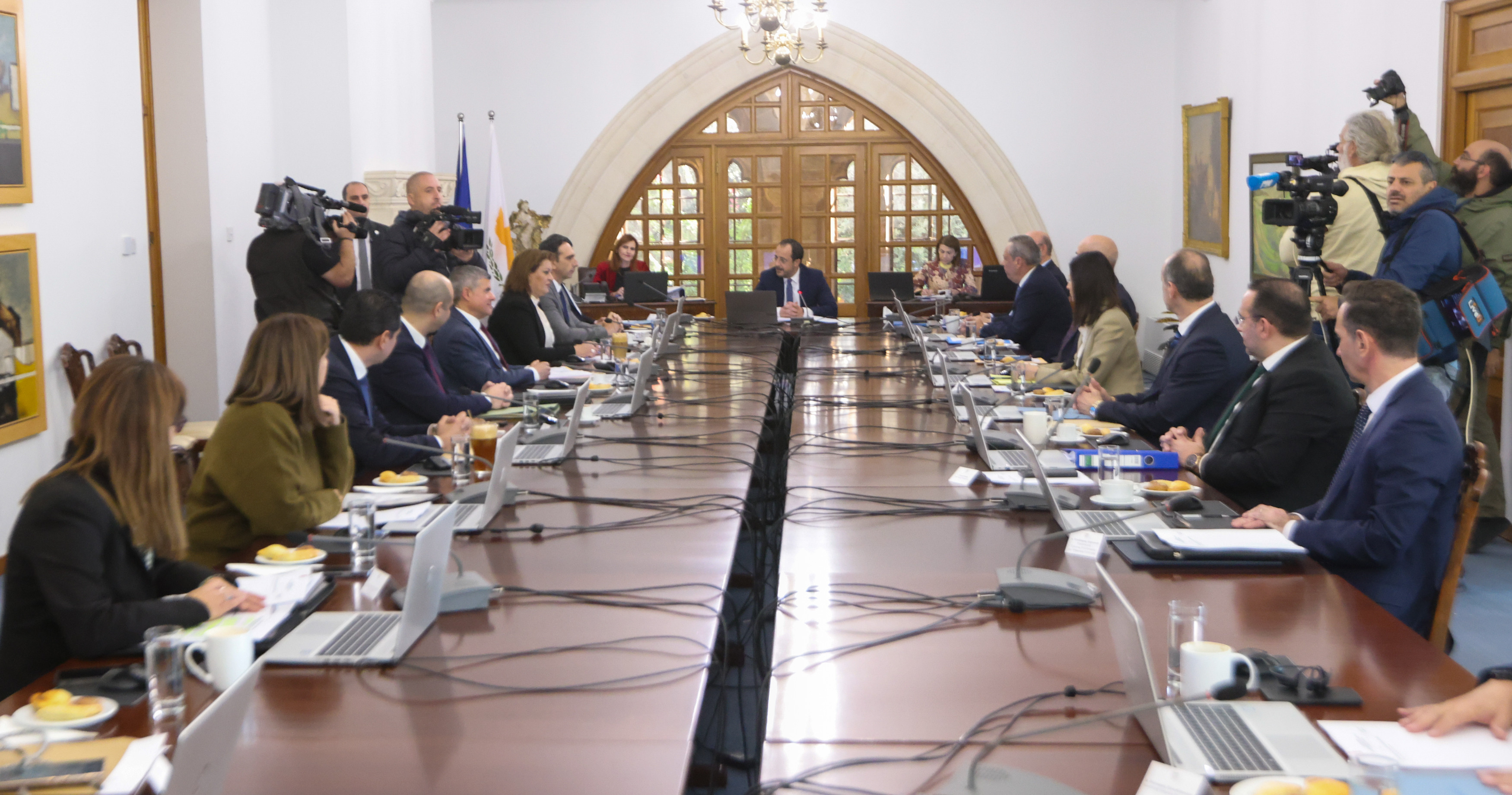 Η αναφορά του ΠτΔ στη μεταρρύθμιση για τους εκπαιδευτικούς - Όσα είπε πριν την έναρξη του Υπουργικού 