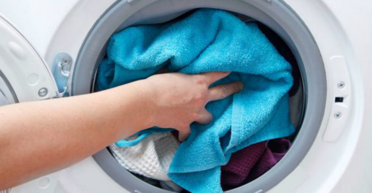 TikToker λύνει 10 απορίες για το καλύτερο πλύσιμο ρούχων