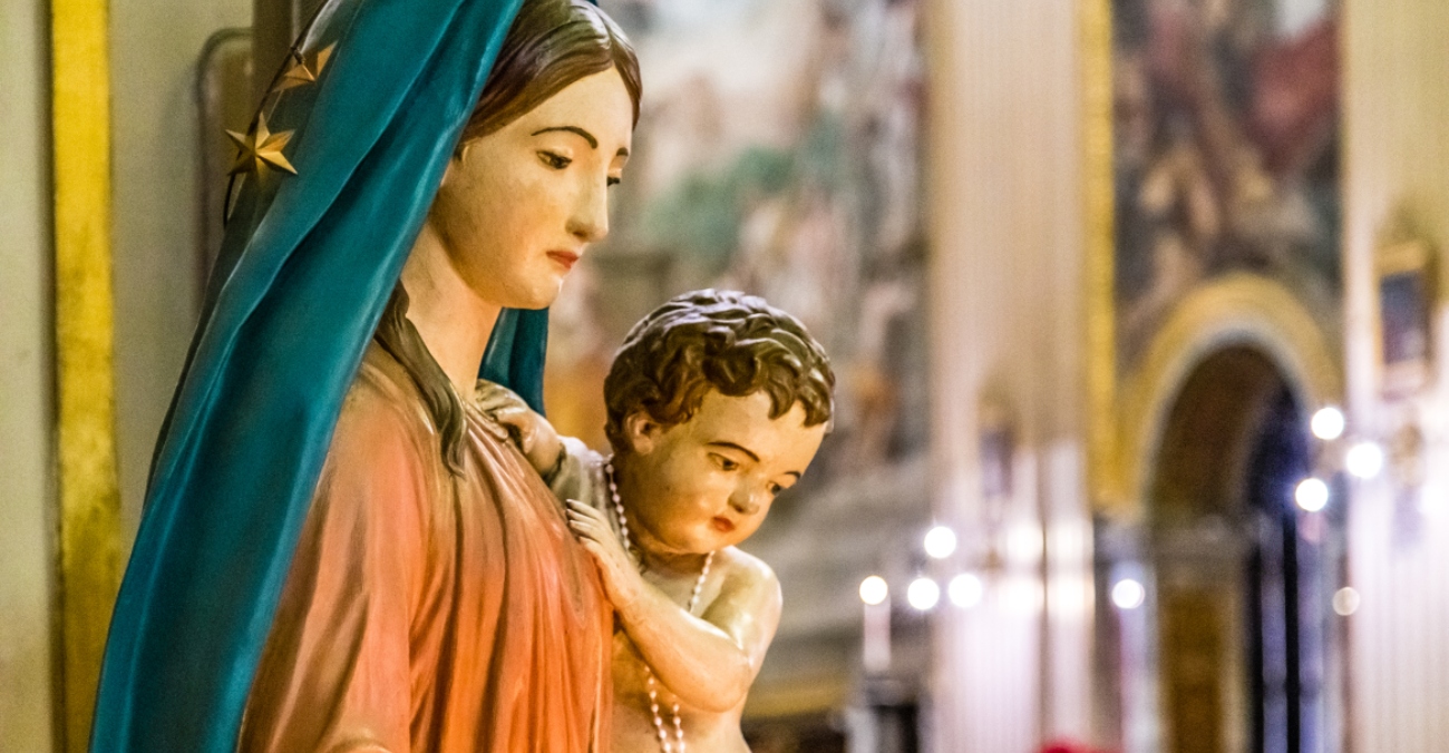 Σάλος στην Ιταλία με άγαλμα της Παναγίας που «δακρύζει» - Οι εμφανίσεις της Παρθένου Μαρίας δεν είναι πάντα αληθινές, λέει ο Πάπας Φραγκίσκος