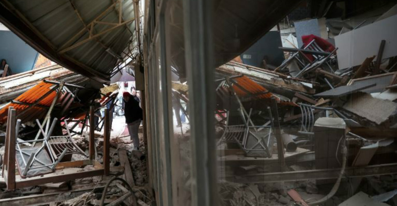 Σεισμός στην Τουρκία: Συγκλονιστικά βίντεο - 106 μετασεισμοί μετά τα 5,9 Ρίχτερ, στους 50 οι τραυματίες