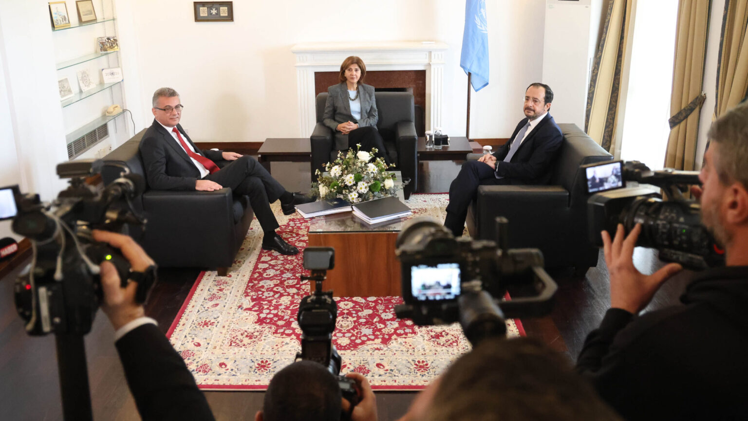 Ανώτατη ελληνική διπλωματική πηγή: Κρίσιμη συγκυρία για το Κυπριακό, άνοιξη ενδεχόμενη διευρυμένη