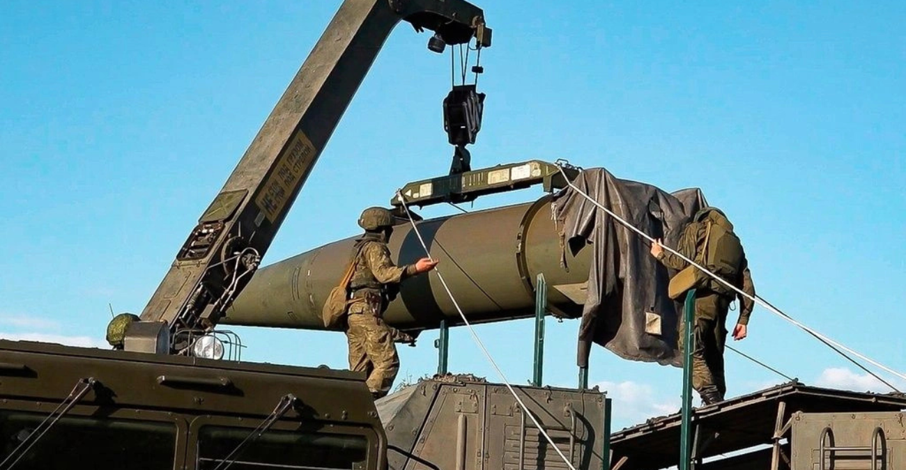 Πυρηνική βόμβα ετοιμάζονται να δώσουν στην Ουκρανία Γαλλία και Βρετανία λέει η Ρωσία