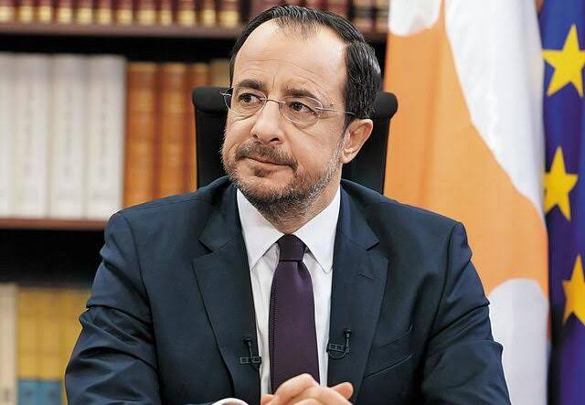 Τηλεφώνημα ΠτΔ στη νέα Πρόεδρο της ΕΔΕΚ - Τι συμφώνησαν