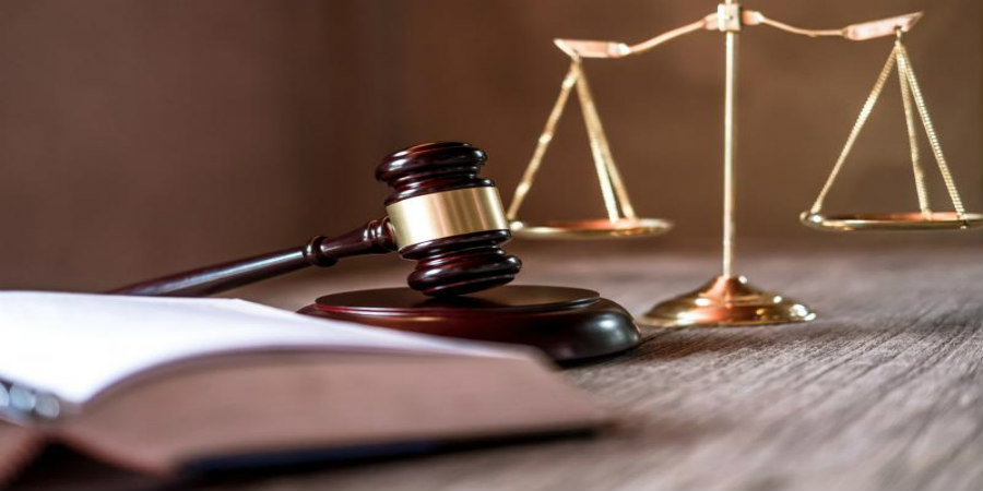 E-justice: Αντιμέτωποι ακόμα και με αγωγές οι δικηγόροι - Ενεργοποίηση όρου σύμβασης για επίλυση προβλημάτων εντός 5 ημερών