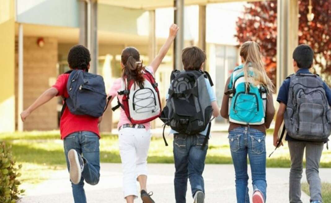 Προσοχή με τα κορδόνια σε παιδικά και σχολικά ρούχα – Ξεκινούν έλεγχοι σε όλη την Κύπρο 