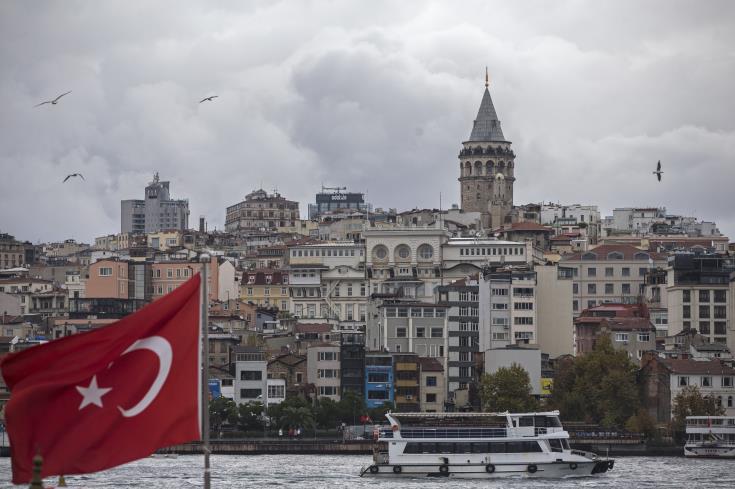 Στην Κωνσταντινούπολη η Μέρκελ  για συνάντηση με Ερντογάν