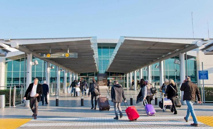 'Τσάκωσαν' στο αεροδρόμιο Λάρνακας 48χρονη - Ήρθε στην Κύπρο με ποσότητα ουσιών με σκοπό την προμήθεια 