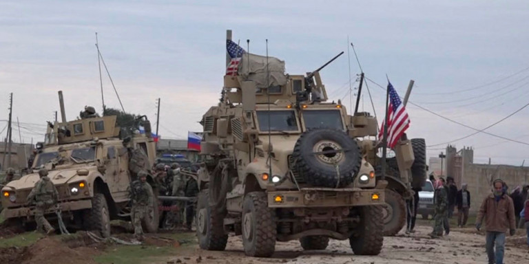 ΗΠΑ: «Αυξήθηκε ο εξτρεμισμός στον αμερικανικό στρατό τον περασμένο χρόνο»