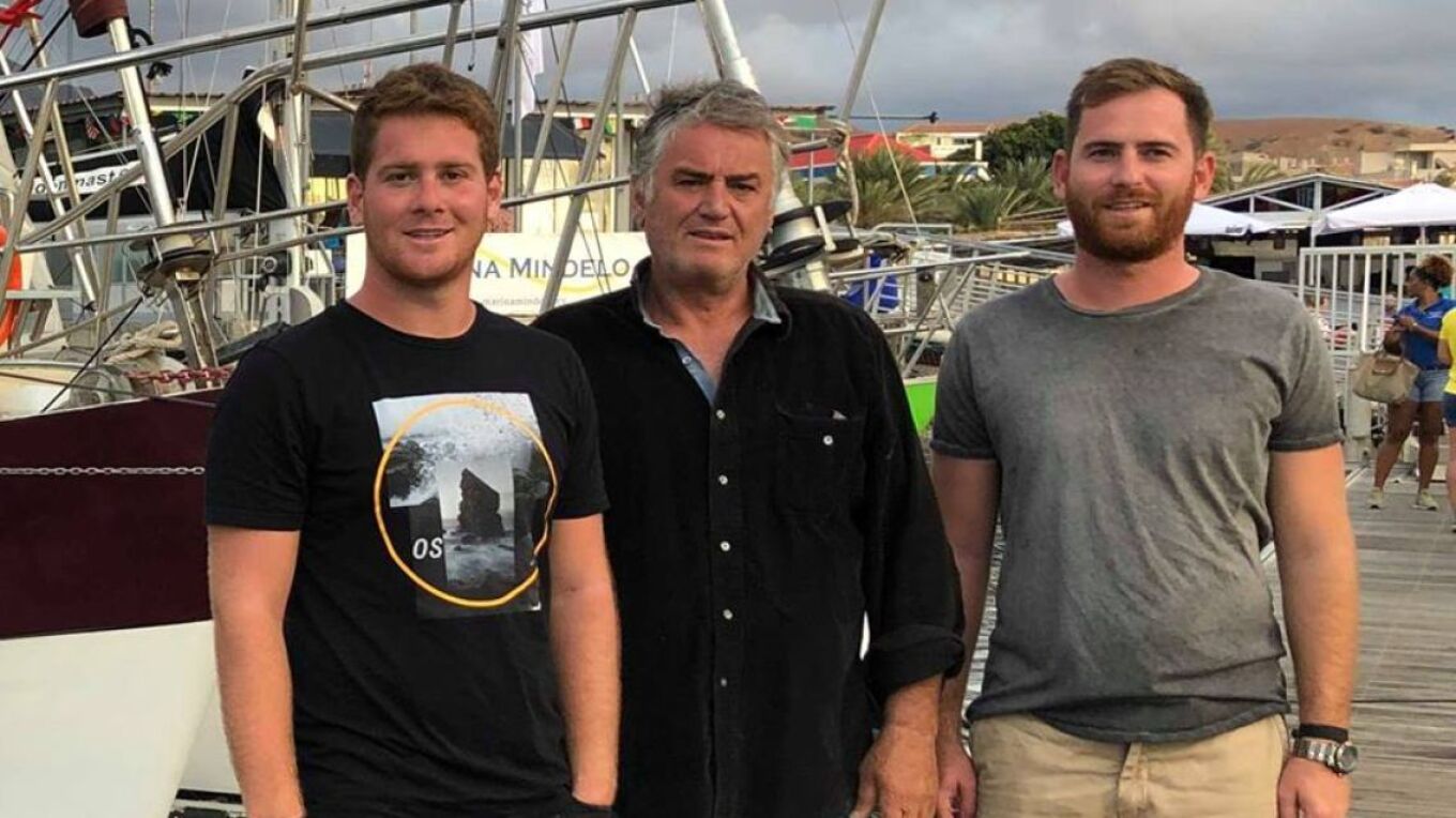 Τζέιμς Καφετζής: Συναντήθηκε με τον πατέρα του που ναυάγησε στον Ειρηνικό Ωκεανό - Σώθηκε την τελευταία στιγμή
