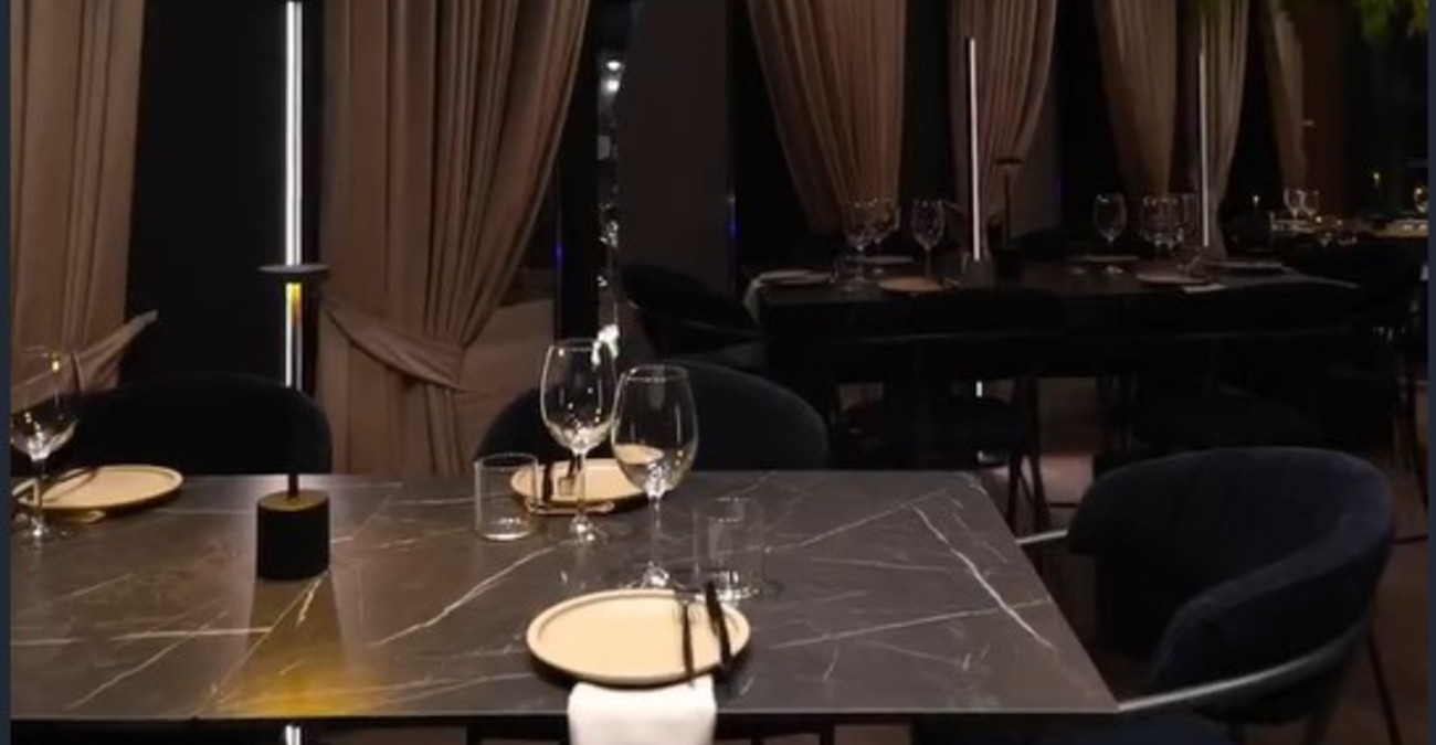 Η Μαρίνα Λεμεσού απέκτησε το δικό της ελληνικό kitchen & bar γεύσης – Με την υπογραφή του σεφ Andrew Tzo