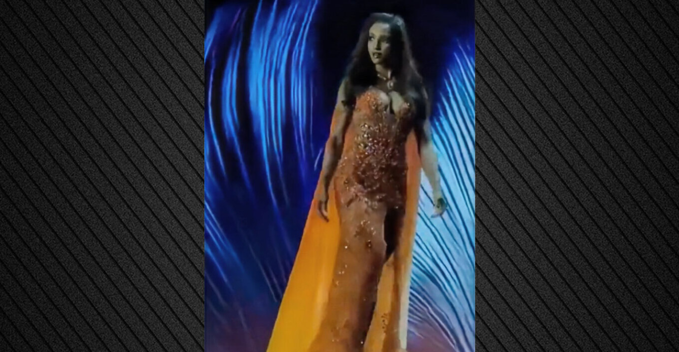 ΒΙΝΤΕΟ: H Μις Τζαμάικα έπεσε από τη σκηνή των Miss Universe και την πήραν με φορείο