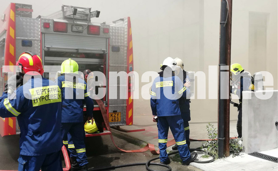 ΛΕΜΕΣΟΣ: Έδωσαν μάχη οι πυροσβέστες- Σοβαρές ζημιές άφησε πίσω της η φωτιά