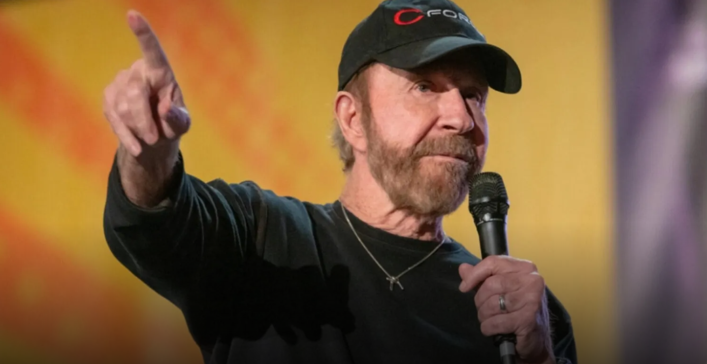 Τσακ Νόρις: Μεταφέρθηκε εκτάκτως στο νοσοκομείο – Τι συνέβη;