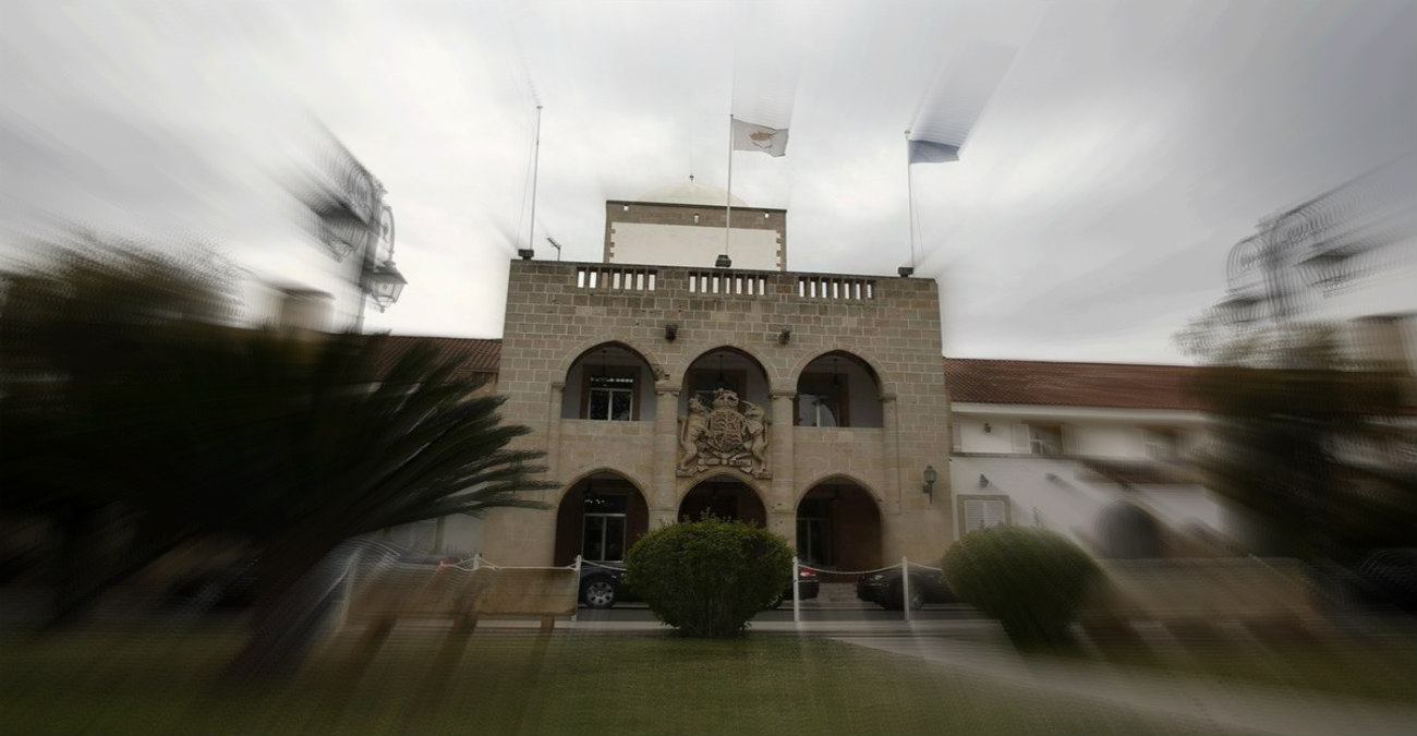 Σφοδρή απάντηση Κυβέρνησης στο ΑΚΕΛ: «Θυμάται το 2025, ξεχνά το 2013»
