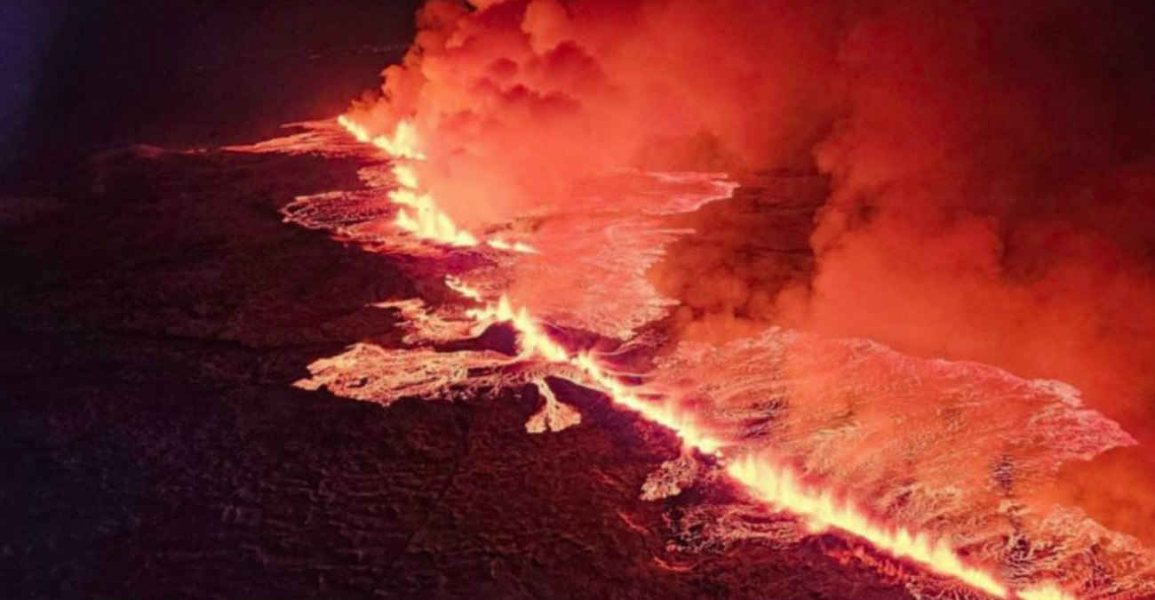 Ισλανδία: Ηφαίστειο εκρήγνυται με τα συντριβάνια λάβας να φτάνουν έως και τα 100 μέτρα - Απίστευτα βίντεο