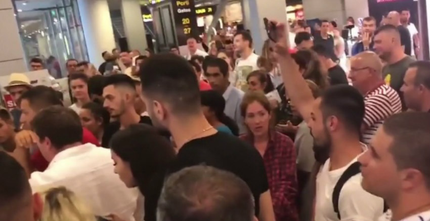 Φωνές και αναστάτωση στο αεροδρόμιο -«Παγιδεύτηκαν» στην Κύπρο- VIDEO