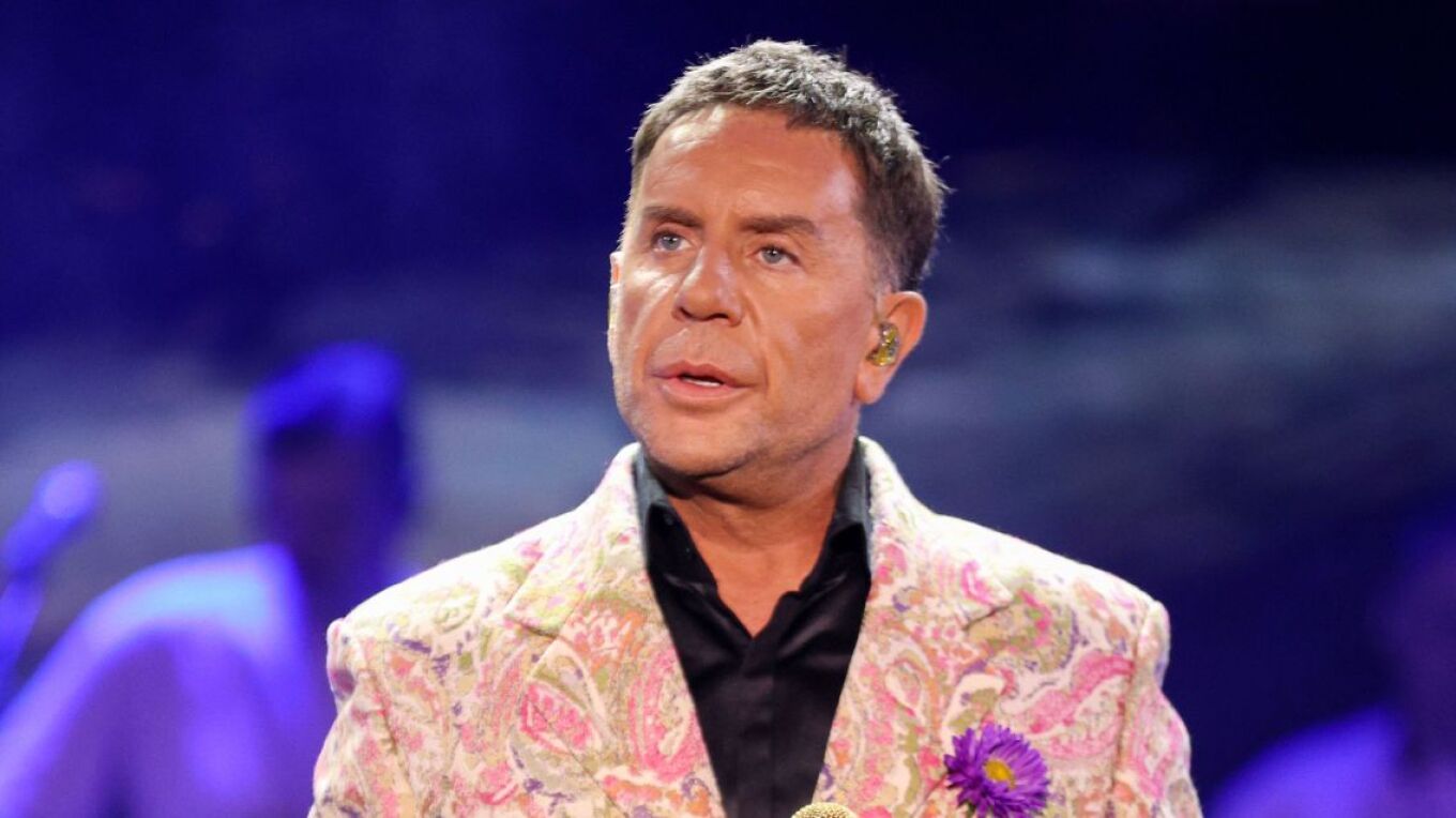 Άτυχος ο Μαζωνάκης: Πανέρι με λουλούδια...τον βρήκε στα αχαμνά - Δείτε το Viral βίντεο