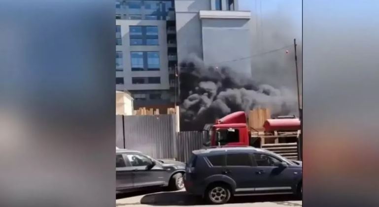 Ρωσία: Φωτιά δίπλα σε μεγάλο ξενοδοχείο στο κέντρο της Μόσχας - Δείτε βίντεο
