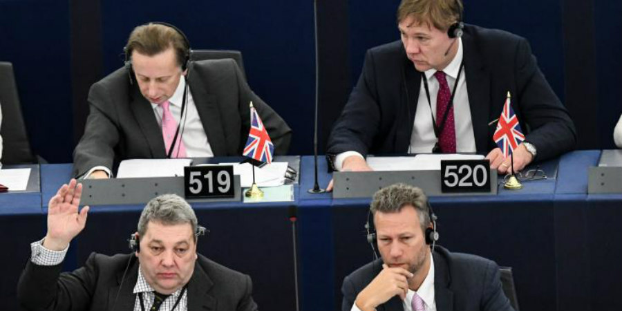 Ευρώκοινοβούλιο: 'Να αντιμετωπιστούν οι προκλήσεις'