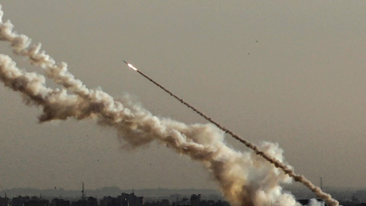 Παλαιστίνη: Πάνω από 100 ρουκέτες εκτόξευσε η Χαμάς από τη Λωρίδα της Γάζας στο Ισραήλ 