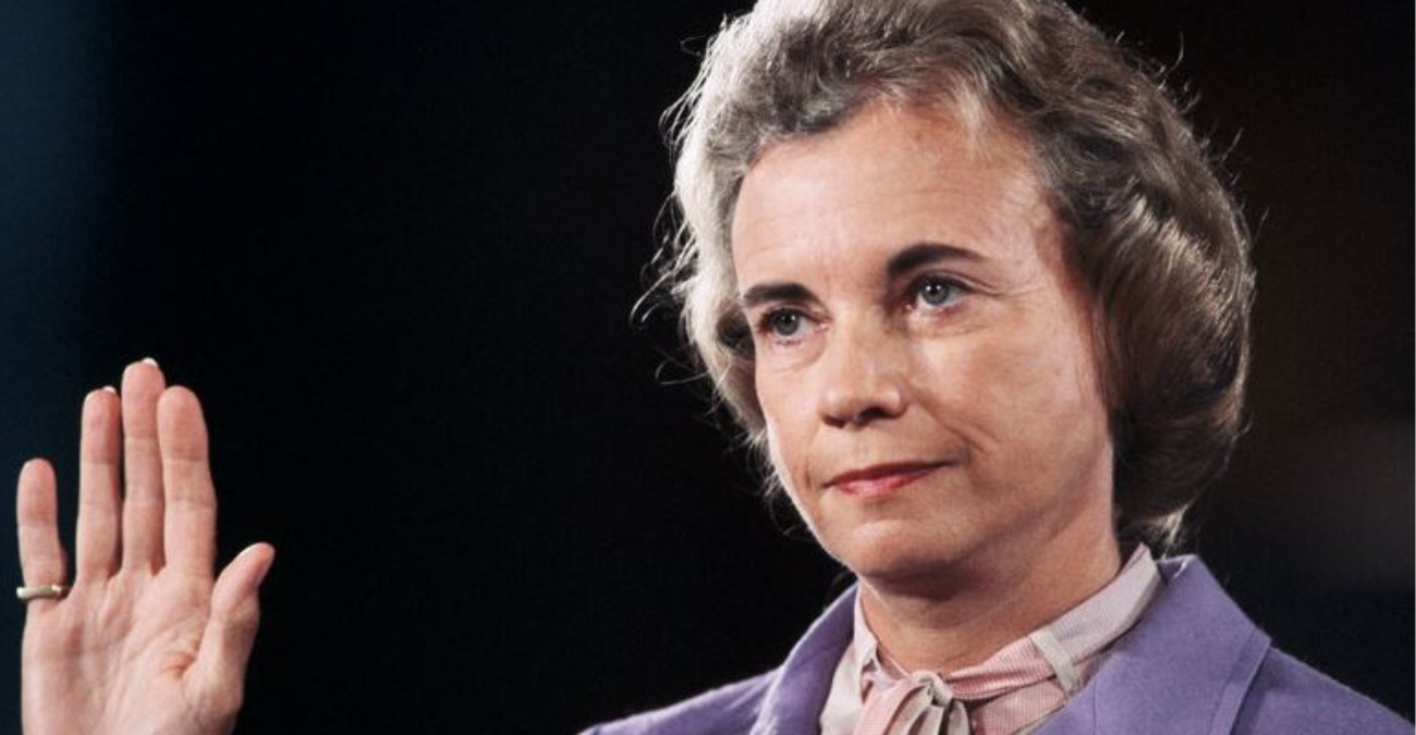 Πέθανε η δικαστής Sandra Day O’Connor, η πρώτη γυναίκα που διορίστηκε στο Ανώτατο Δικαστήριο των ΗΠΑ