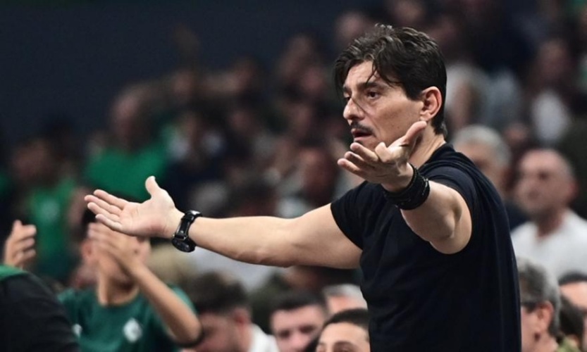 Χείμαρρος Γιαννακόπουλος: «Οι οπαδοί του Ολυμπιακού τα τελευταία δέκα χρόνια έμαθαν ότι η μπάλα του μπάσκετ είναι πορτοκαλί» (ΒΙΝΤΕΟ)