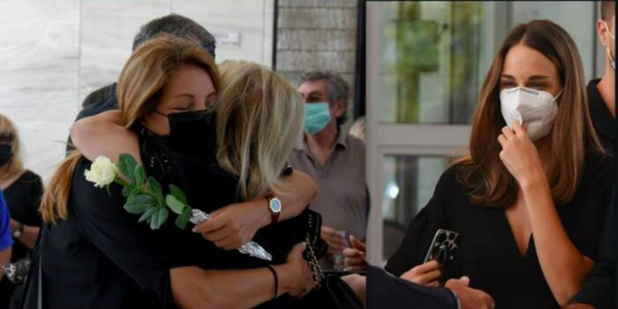 Τόλης Βοσκόπουλος: Συντετριμμένες η Άντζελα Γκερέκου και η κόρη τους, Μαρία στο μνημόσυνο (photos)