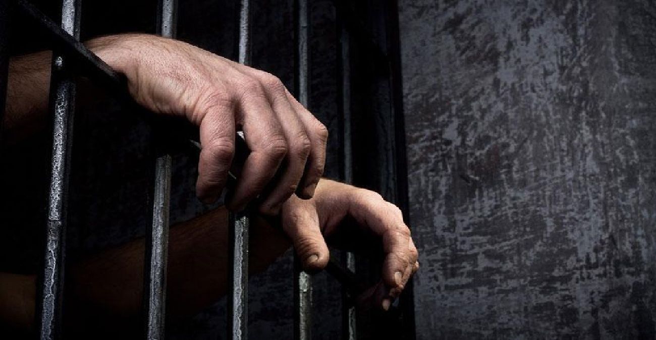 Στο κελί 35χρονος για τη ληστεία με ομοίωμα πιστολιού στον Πρωταρά 