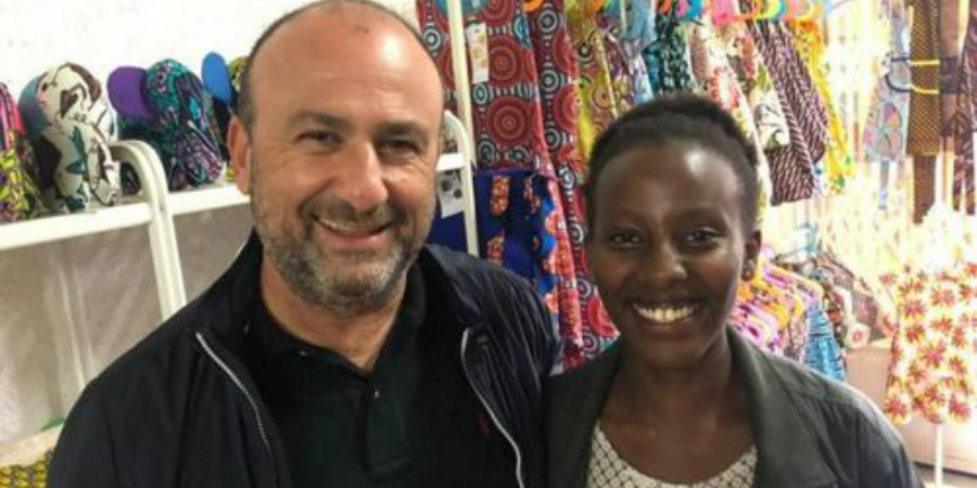 Δ. Παπαδάκης για την επίσκεψη στη Ρουάντα: Δεν βρίσκεις πεταγμένο ούτε ένα κομμάτι χαρτί, ούτε ένα αποτσίγαρο, στους δρόμους