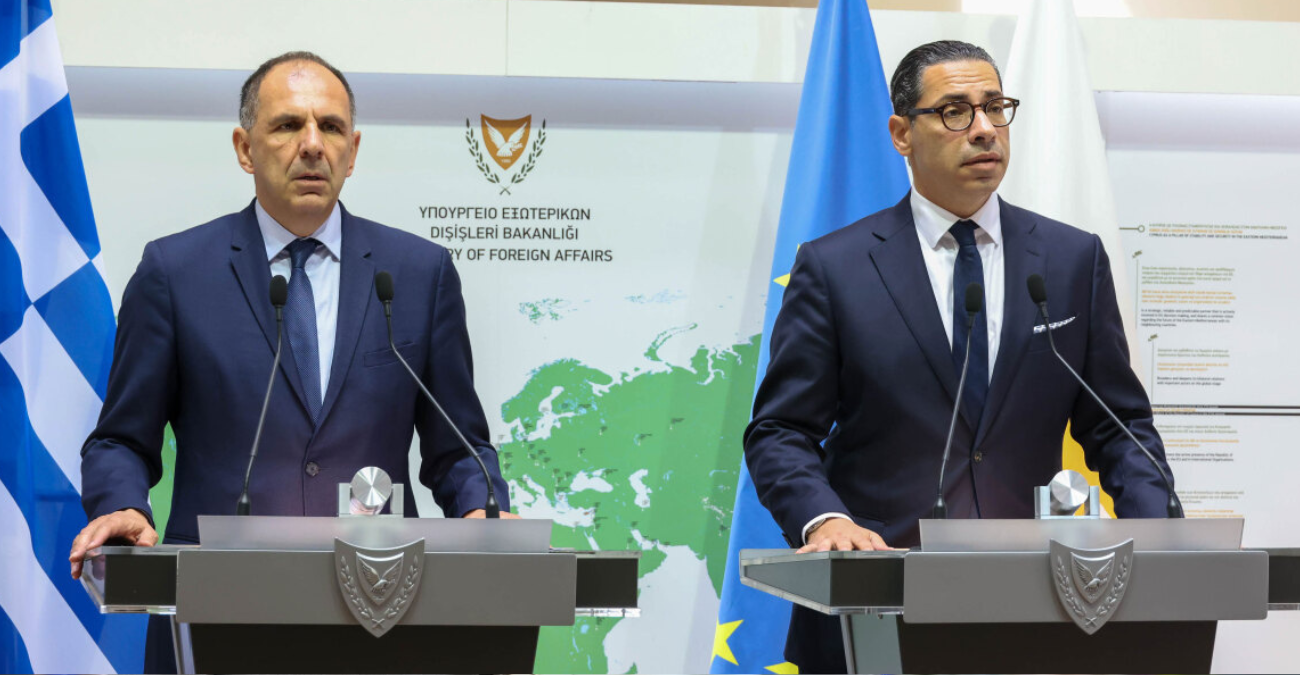 Τηλεφωνική επικοινωνία Γεραπετρίτη - Κόμπου με επίκεντρο το Κυπριακό