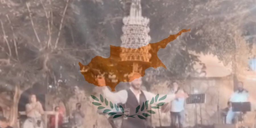 Απίστευτο: Κύπριος χορεύει με…πύργο από ποτήρια στο κεφάλι - Δείτε το εντυπωσιακό βίντεο 