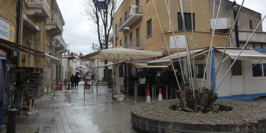 Στο νοσοκομείο τρεις αστυνομικοί  - Δέχτηκαν επίθεση από Τούρκο άνδρα στο οδόφραγμα Λήδρας