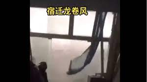 Τρομακτικά βίντεο από το «χτύπημα» ανεμοστρόβιλου στην Κίνα - Δέκα οι νεκροί