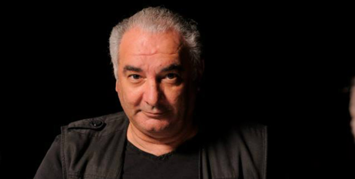 Κώστας Βήχας: Η συγκινητική ιστορία του με άστεγο στη Λεμεσό - «Όταν ξανασυναντηθούμε θα σε κεράσω εγώ σουβλάκι»