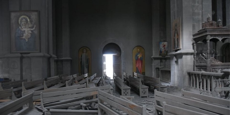 ΑΡΜΕΝΙΑ: Βομβαρδίστηκε Χριστιανικός Ναός μεγάλης θρησκευτικής αξίας - Τραυματίες και δημοσιογράφοι - ΦΩΤΟ&VIDEO