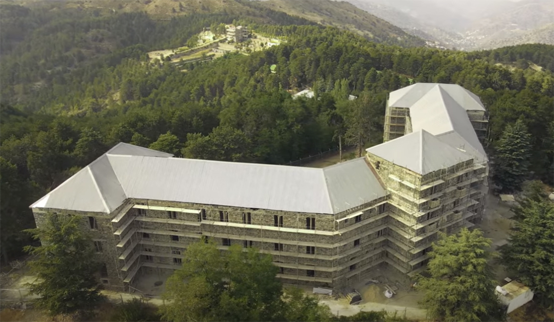 Μαγικές εικόνες από το Βερεγγάρια - Ντύθηκε στα λευκά από τα χιόνια - Δείτε βίντεο