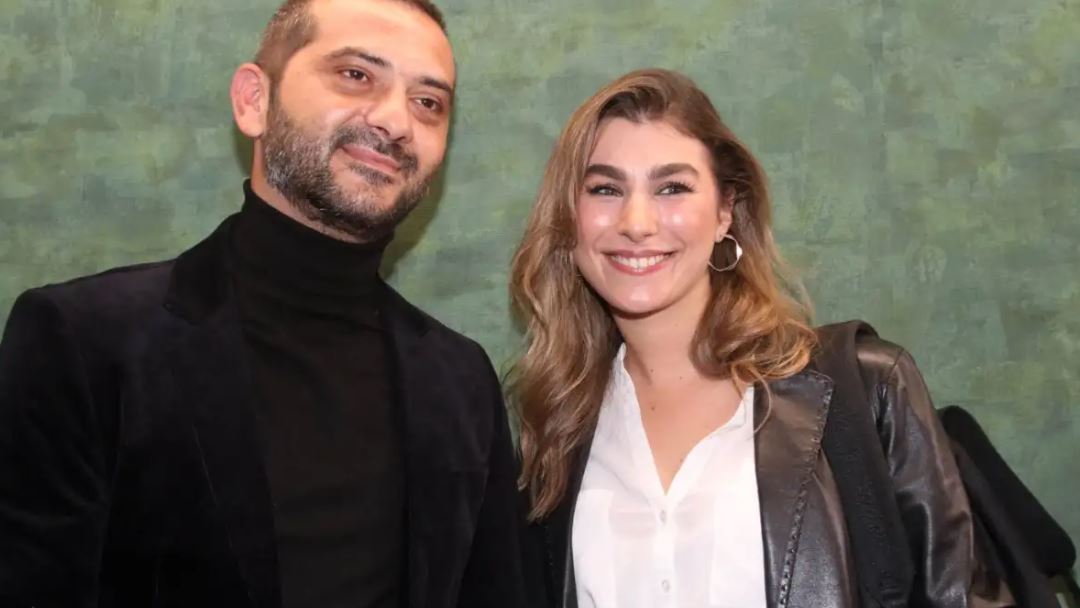 Λεωνίδας Κουτσόπουλος και Χρύσα Μιχαλοπούλου: Αγκαλιά με τον γιο τους, Κίμωνα στην πιο όμορφη οικογενειακή φωτογραφία