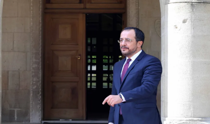 Με μία φράση απάντησε ο ΠτΔ για τον ανασχηματισμό - Τι είπε για τα σενάρια που ακούγονται