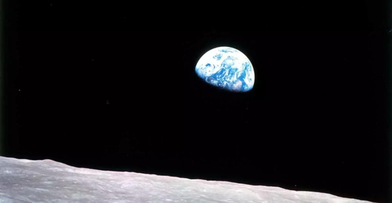 Apollo 8: Νεκρός ο αστροναύτης που τράβηξε την πρώτη έγχρωμη φωτογραφία της Γης – Έπεσε το αεροπλάνο που πιλόταρε