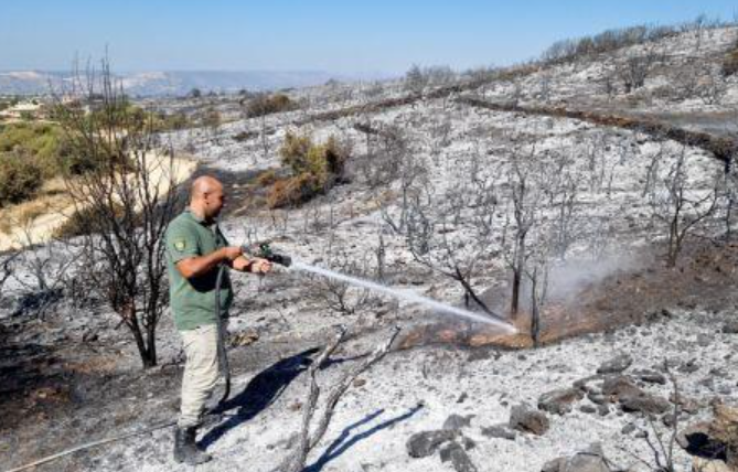 Υπό πλήρη έλεγχο η πυρκαγιά σε περιοχή της κοινότητας Κουτραφά