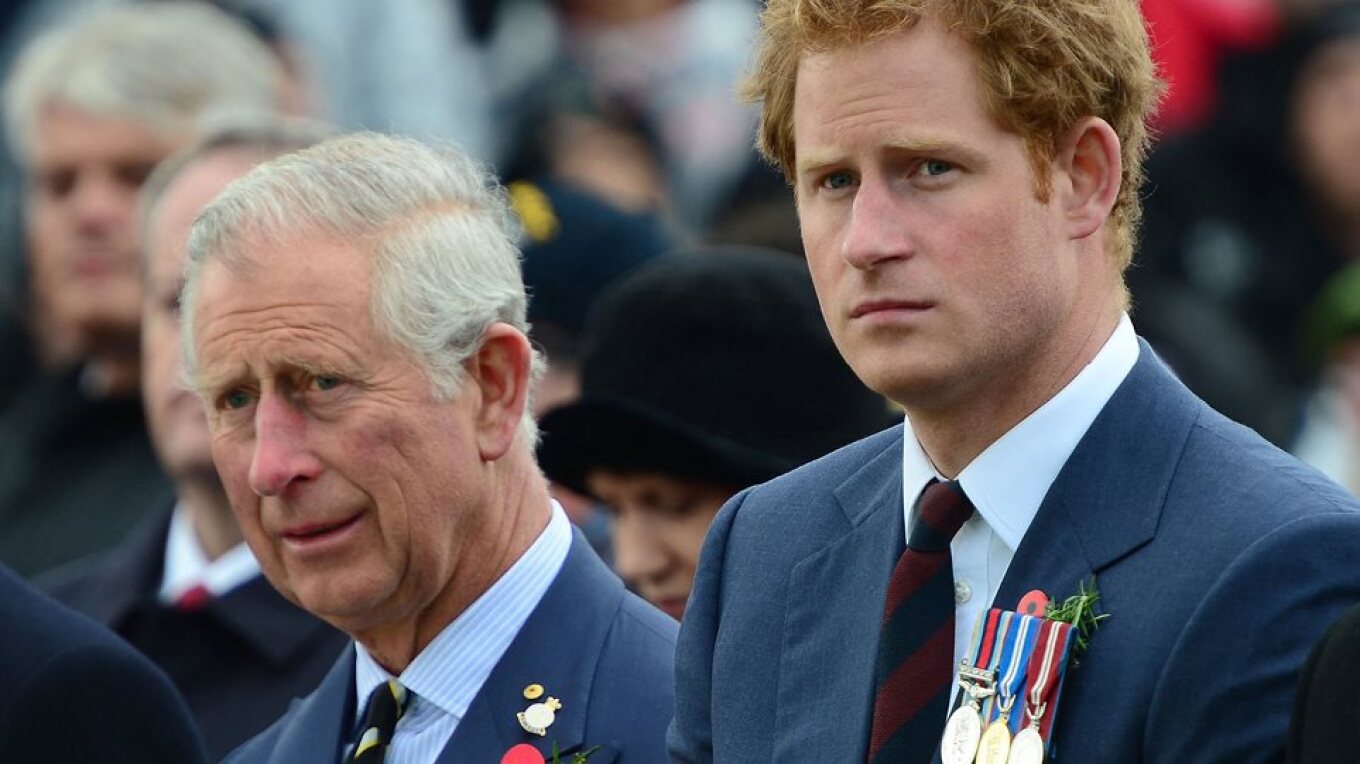 Έφτασε εσπευμένα στο Λονδίνο ο πρίγκιπας Χάρι μετά τη ενημέρωση από τον πατέρα του βασιλιά Κάρολο ότι πάσχει από καρκίνο