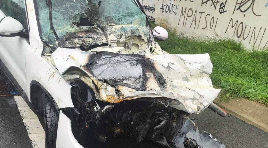 Κύπρια ηθοποιός ενεπλάκη σε τροχαίο ατύχημα στον αυτοκινητόδρομο – Πήρε φωτιά το αυτοκίνητο της