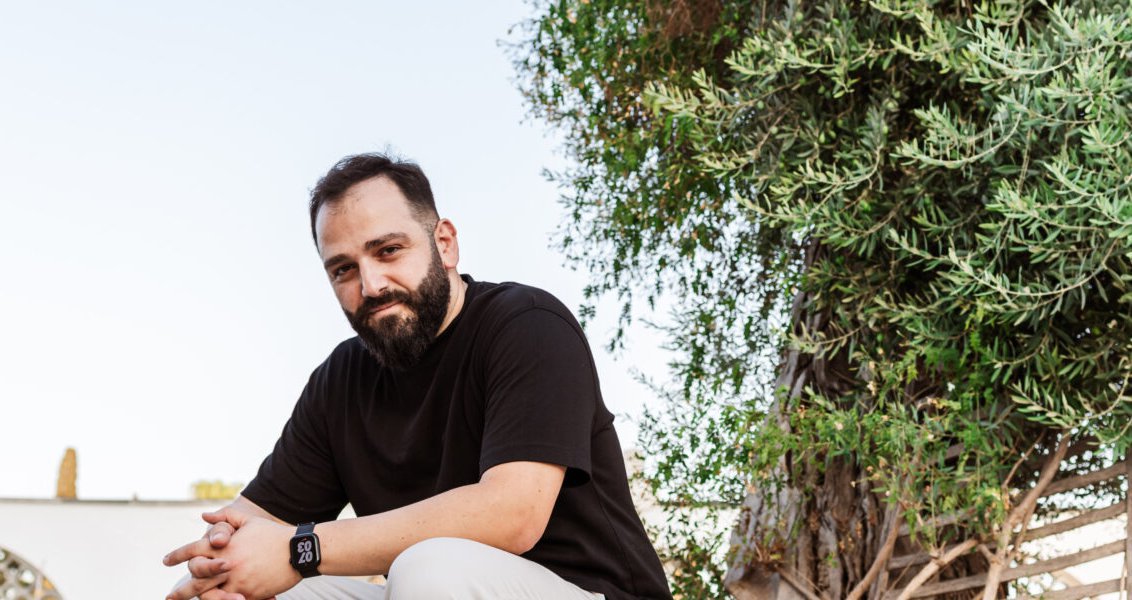 Πάσχα στη Σκαρίνου: Κέφι και γλέντι με αυτόν τον τραγουδιστή - Αναλυτικά το πρόγραμμα