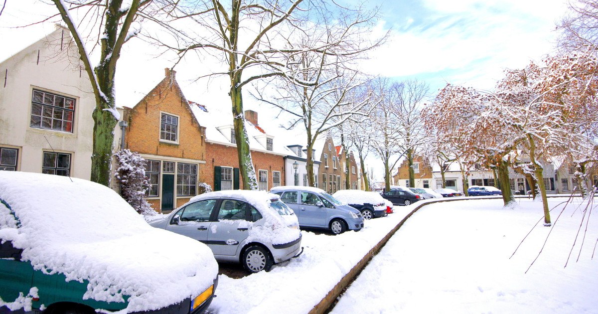 Ταξιδεύετε στην Ολλανδία; Ίσως να πρέπει να το ξανασκεφτείτε - Ανεστάλησαν όλα τα δρομολόγια των τρένων λόγω του χιονιού – Ακυρώθηκαν δεκάδες πτήσεις