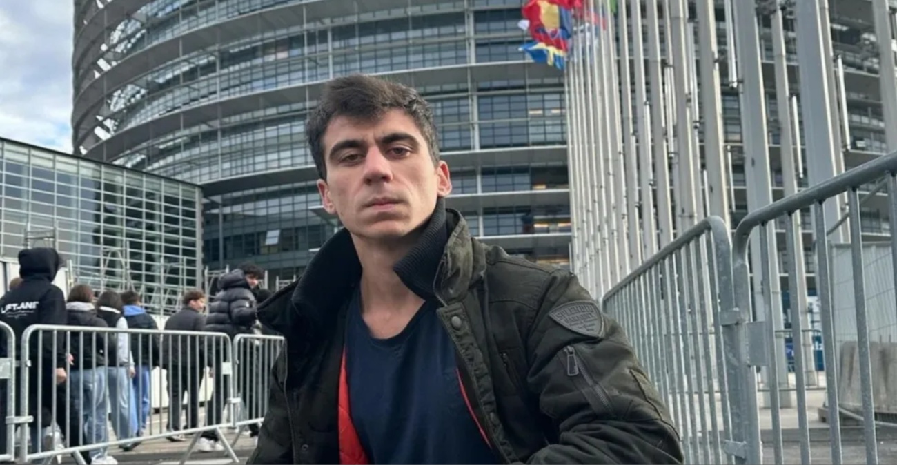 ΒΙΝΤΕΟ - Από το Παραλίμνι στην Πάφο τρέχοντας: Ο Φειδίας διασχίζει την Κύπρο για να φέρει τους νέους στην κάλπη