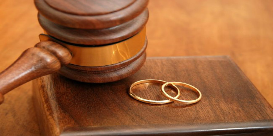 Διαζύγιο για λαμπερό ζευγάρι που εργάζεται στην κυπριακή tv