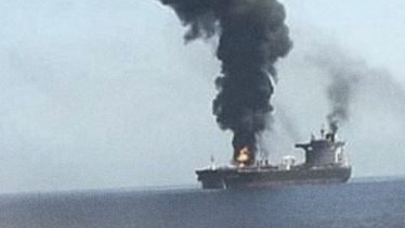 Ερυθρά Θάλασσα: Ελληνόκτητο το πλοίο που χτυπήθηκε από τους Χούθι με πύραυλο